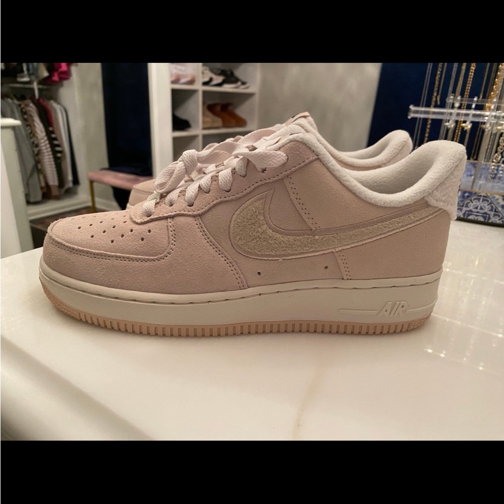 Nike Light Beige Air Force 1 Sneakers